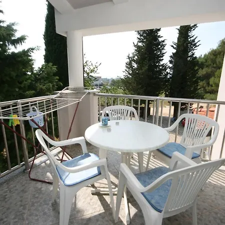 With A Parking Space Novigrad - 7017