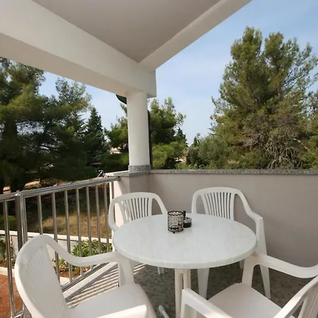 With A Parking Space Novigrad - 7017